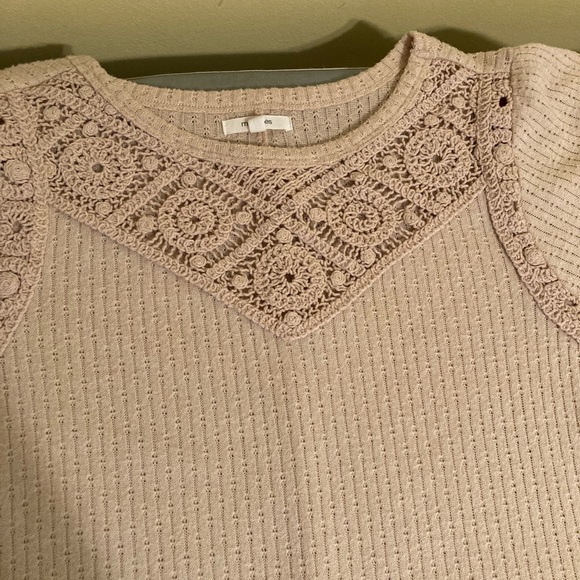 Maurice’s ivory color  lightweight sweater size large - Picture 2 of 13